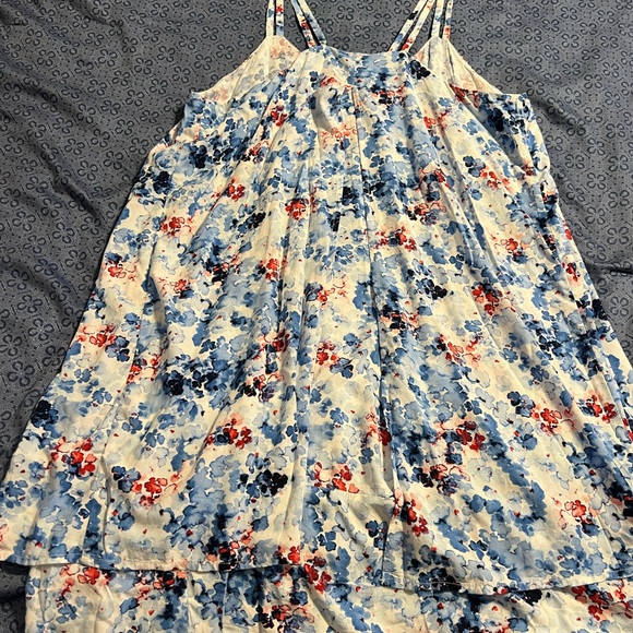 Crown and Ivy Swing Dress - Picture 2 of 3